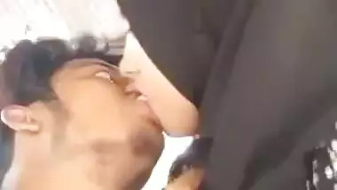 Hijab Bengali boob sucking by lover in outdoor sex