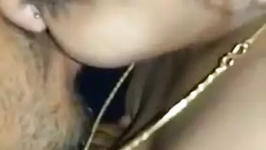 Desi breast sucking MMS
