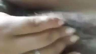 Cute Assamese Gf Showing Her Naked Pussy On Cam