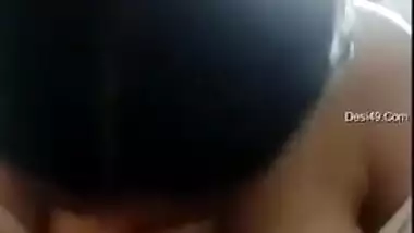 Quarantine doesn't let Desi woman meet porn buddy and she films solo video