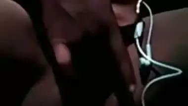 Indian girl fingering pussy – Desi leaks