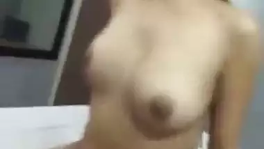 Call girl rides on client’s dick in an Indian sex video