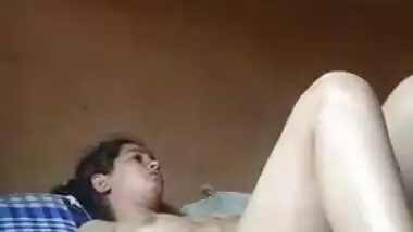 Slim Desi wench enjoys hardcore XXX session with dude in MMS video