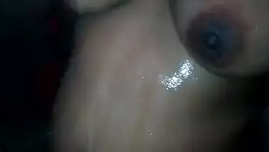 DESI SHREYA NUDE BATH