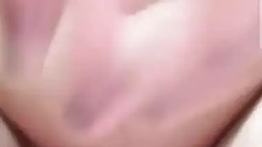 Mallu aunty lifting nighty and showing naked body