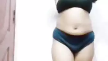 Huge boobs slave girl nude videos for master