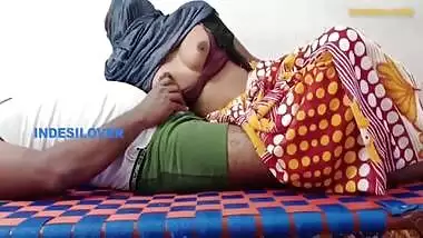 Kamwali Bhabhi Ne Mera Lund Muh Liya