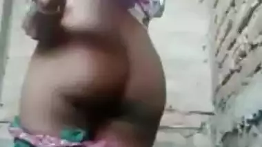 Bhabhi Shows her Ass and Pussy On VC Part 2