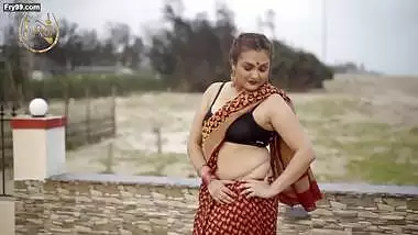 Dolon with her Red Color Georgette Saree – Fashion Ullas