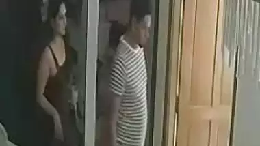 Famous Bengali celebrity showing big boobs viral MMS