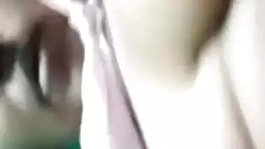 Moti boobed desi bhabhi full nude video