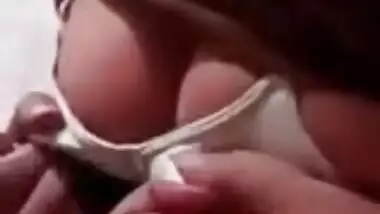 Sexy girl shown boob.mp4