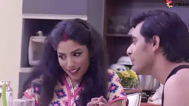 Uff (2020) UnCensored Nude Web Series – Part 1