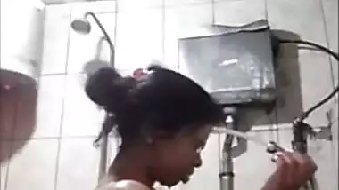 Local bhabhi selfie in the bathroom