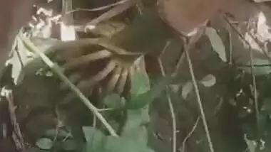 Tamil village Bhabhi fucked in the jungle