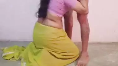 Sarla Bhabhi sucking cock homemade porn