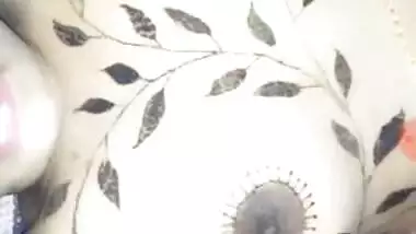 Exclusive- Sexy Indian Cpl Live Show