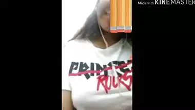 Hot desi GF showing yummy boobs