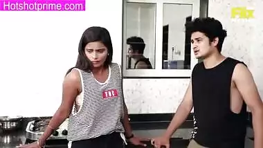 Khota Sikka : Aise FILM HD main aur 200-300 Movies har month dekhne ki liye HOTSHOTPRIME.COM par ja ki dekhe, website par payment karne main problem