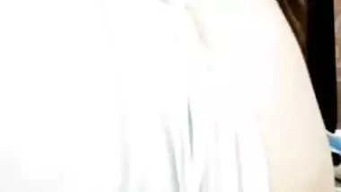 Gorgeous college girl naked big boobs show on video call