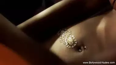 ???? An Arousing Dance With Bollywood Dancing Gracefully